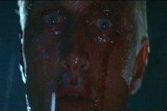 Blade Runner, Rutger Hauer in una scena del film