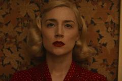 Blitz, Saoirse Ronan in una scena del film di Steve McQueen