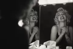 Blonde, Ana de Armas in una sequenza del film