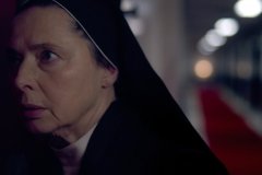 Conclave, Isabella Rossellini in una scena del film