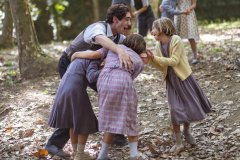 Il maestro che promise il mare, Enric Auquer durante una scena del film