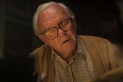 One Life, Anthony Hopkins in una sequenza del film di James Hawes