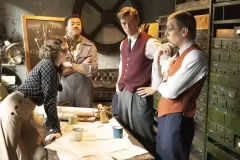 Agatha Christie - Perché non l'hanno chiesto a Evans?, Lucy Boynton, Will Poulter e Jonathan Jules in una scena