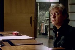 Profondo Rosso, David Hemmings in una tesa sequenza del film di Dario Argento