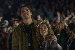 Trap, Josh Hartnett e Ariel Donoghue in una scena del film