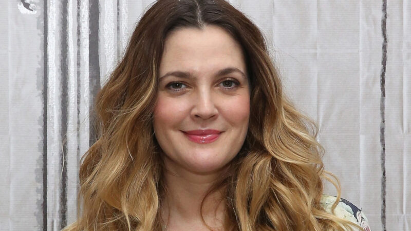 MTV MOVIE & TV AWARDS: DREW BARRYMORE RINUNCIA ALLA CONDUZIONE IN SOLIDARIETÀ CON GLI SCENEGGIATORI